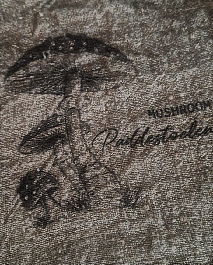 linnen shabby doek met een afbeelding van paddenstoelen