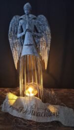 shabby kerstlint met tekst frohe weihnachten gecombineerd met een metalen engel