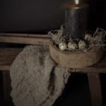 Oude waterschaal met steel – authentiek decoratiestuk voor landelijke en moderne interieurs