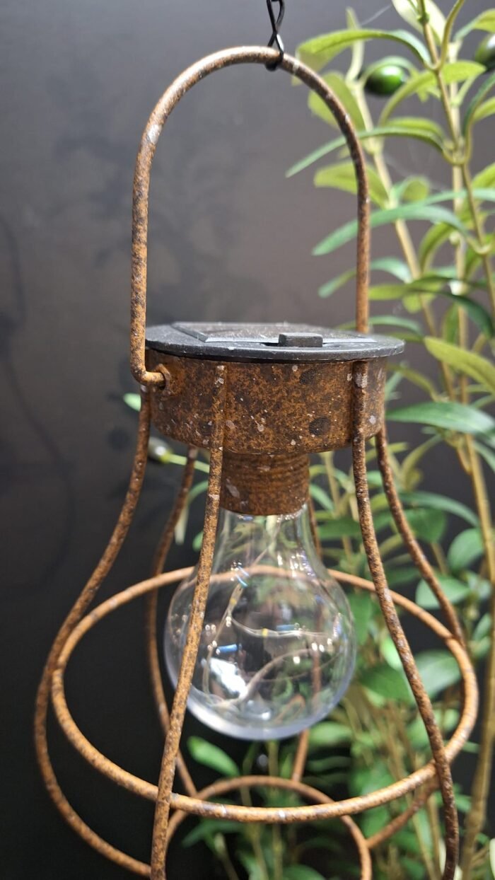 Stoere hanglamp met roestlook in landelijke stijl