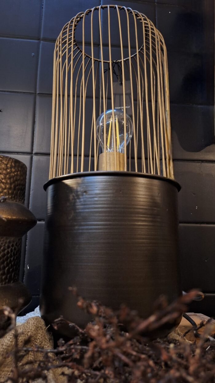 Sfeervolle verlichting met messing uitstraling