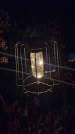 Landelijke solar priklamp met glazen pot en draadverlichting – buitenverlichting