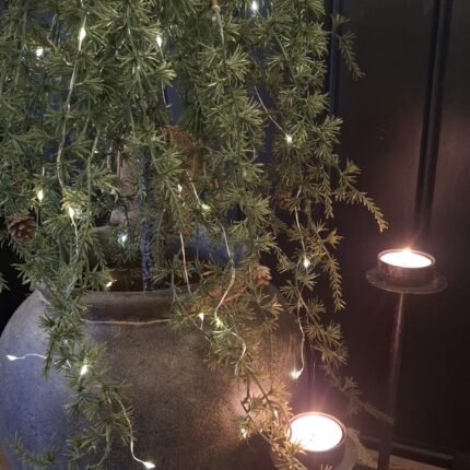 Kerstboom LED Mandus S groen met theelichten in metalen kandelaar