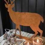Roest rendier op voet 48cm