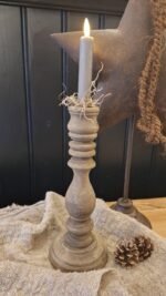 Houten kandelaar 30cm met roestige ster op standaard