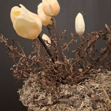 Kunsttulp met takken