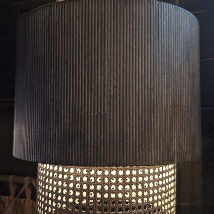 Grijs metalen hanglamp – Landelijke Sfeerverlichting