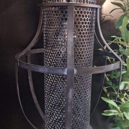 Grijze hanglamp – sobere stijl