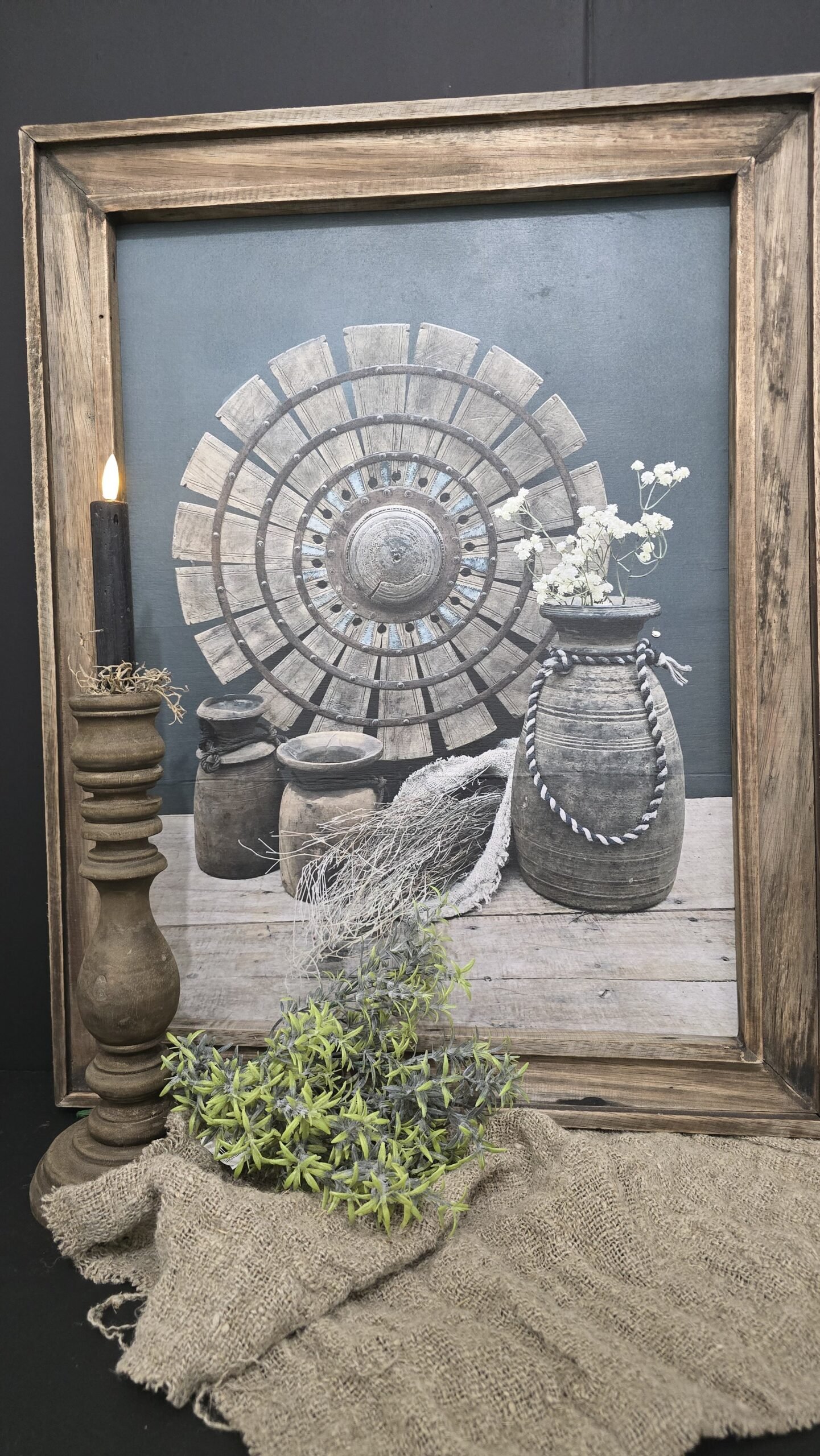 schilderij-spinnenwiel-met-houten-frame-l 1 Schilderij spinnenwiel met houten frame XL - Afbeelding 1