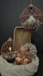 Roestige decoratie bal S foto 3