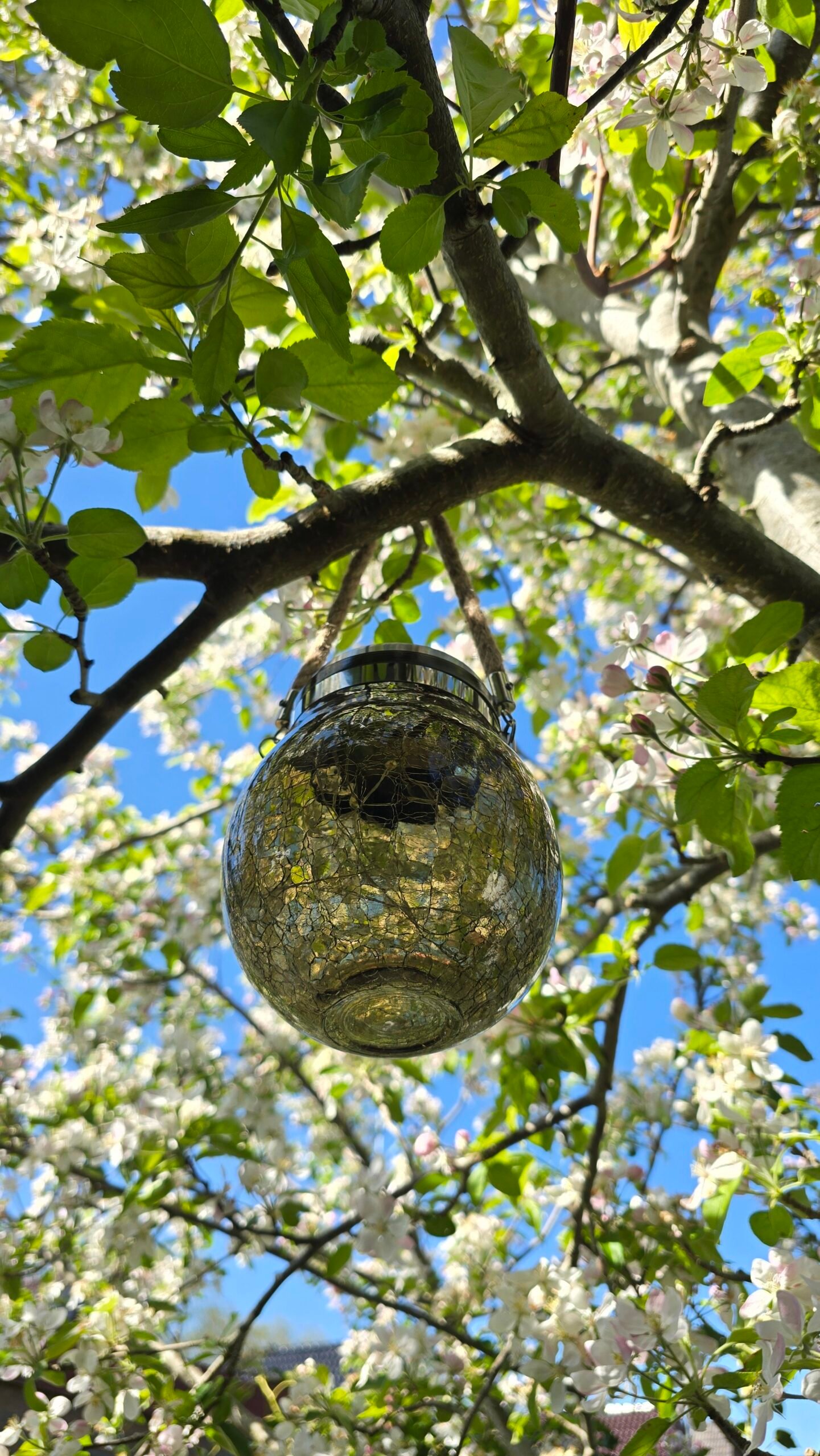 lamp-led-solar-grijs 1 Lamp LED solar grijs - Afbeelding 1