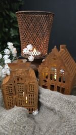 Roestig gevelhuis S