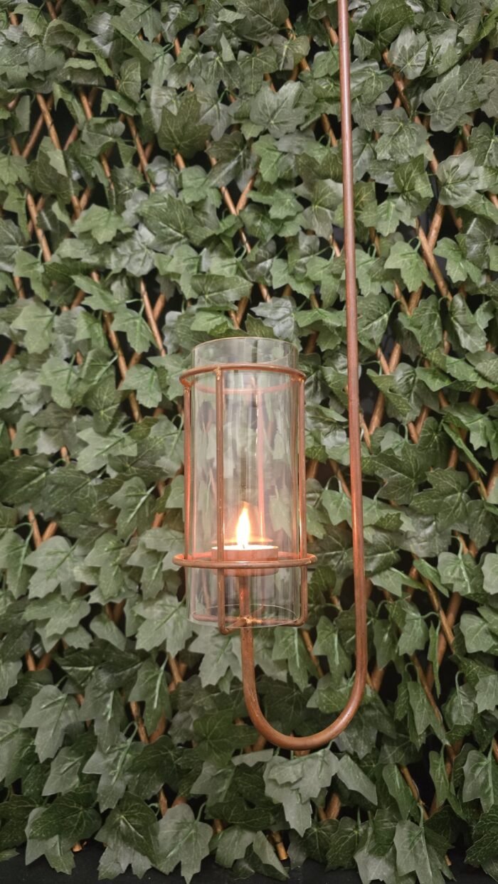 Roestige hangkandelaar met glas