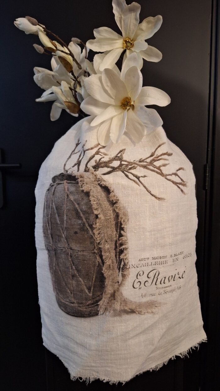 Shabby lap white met vaas magnolia - Afbeelding 3