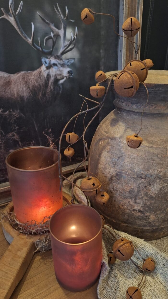 Roestige bellen tak-landelijke decoratie