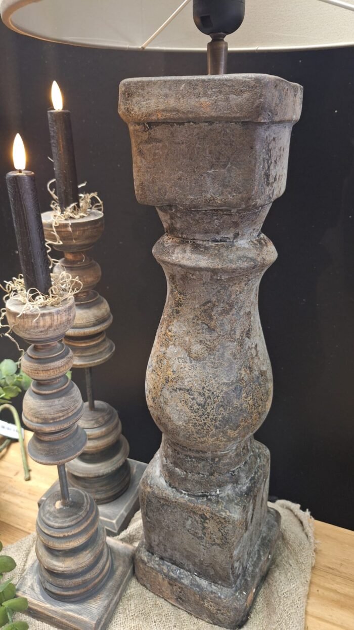 sobere woonstijl lampvoet bruin terracotta