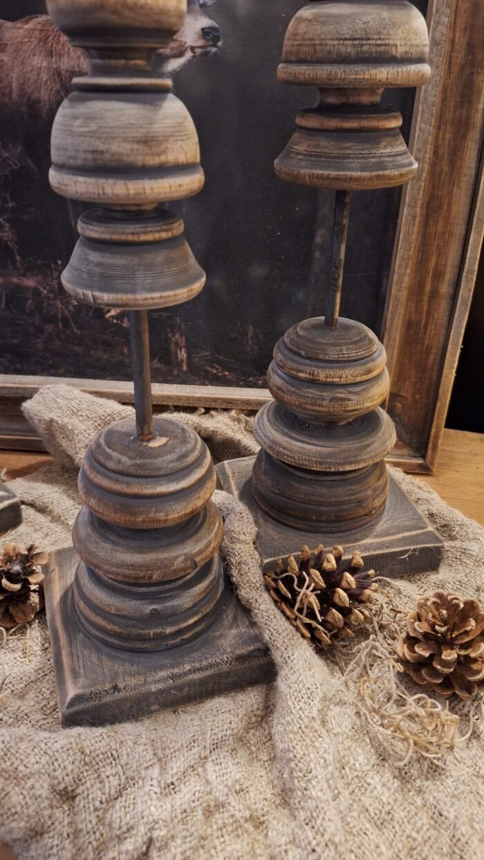 landelijke Houten Pinakel Kandelaar –