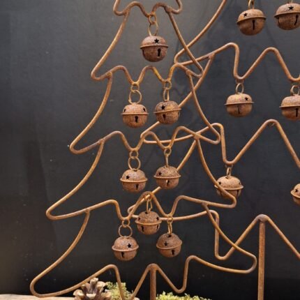 Metalen kerstboom 56 cm hoog – sobere kerstversiering