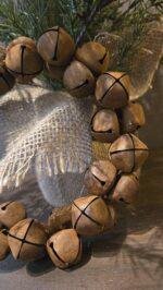 Roestige bellenkrans L