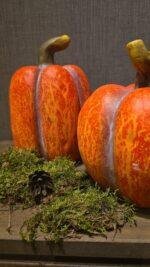 Hoge oranje polystone pompoen - Afbeelding 3