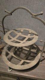 Roest etagere