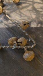 Roestige hangende bellenboom