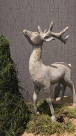 Staand hert – landelijke kerstdecoratie