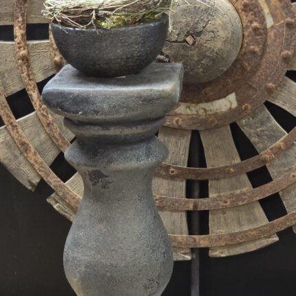 Stenen baluster kandelaar