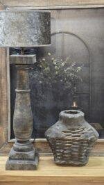 Houten lamp rond met 4kante voet