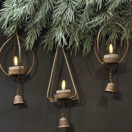 Roest theelichthouder hanger met bel – landelijke metalen hangdecoratie