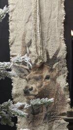 Smalle shabby linnen wanddoek rendierkop