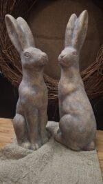 Zittend konijnenbeeld - Afbeelding 3