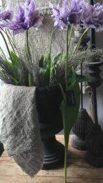 Steel en blad van kunsttulp met natuurlijke afwerking