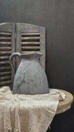 Landelijke kruik met oor grijs – stoere waterkruik pot - Afbeelding 3