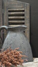 Landelijke kruik met oor grijs – stoere waterkruik pot - Afbeelding 4