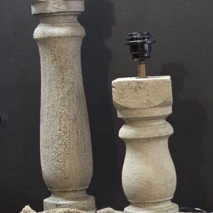 Taupe kleur landelijke baluster lampenvoet