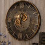 Industriële Wandklok Brons 60 cm – Tandwielen & Romeinse Cijfers