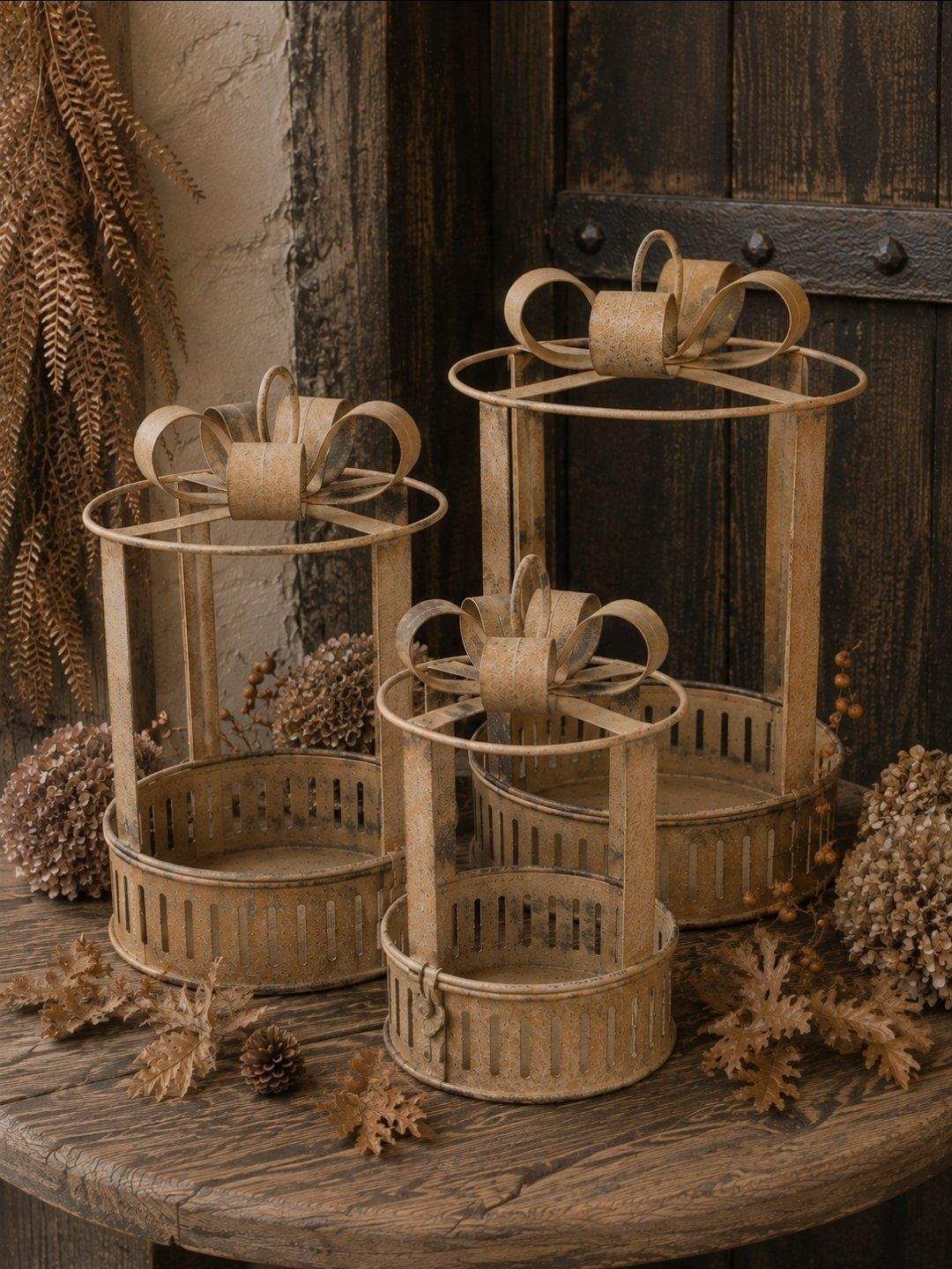 2026/08/1000282158.jpg Gift lantaarn met strik – roestkleur – 4 maten - Afbeelding 1