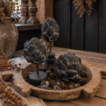 Decoratieve artisjokken zwart – set van 3 met of zonder houten schaal