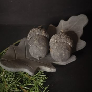 Brynxz set van 2 hangende eikels